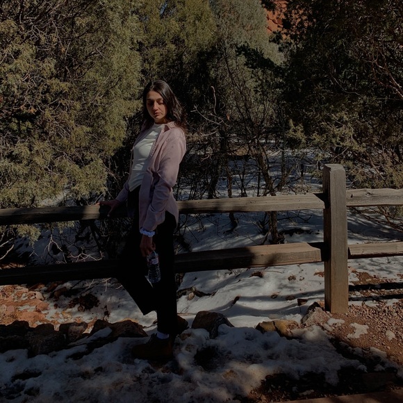 Meet your Posher, Sierra - Picture 13 of 13